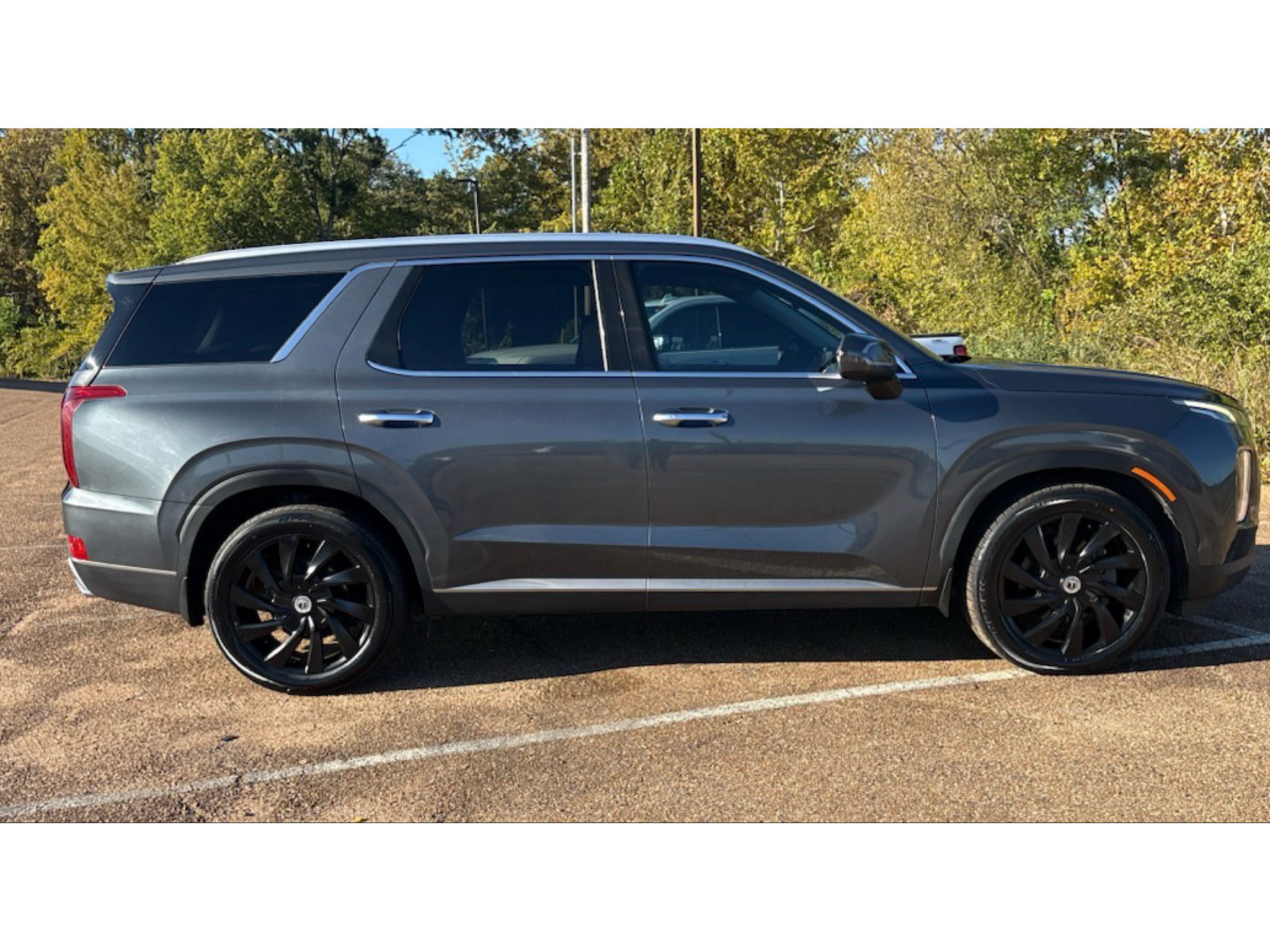 Used 2021 Hyundai Palisade SEL w/ Convenience Package FWD image 3