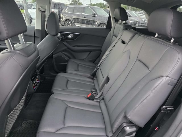 Used 2023 Audi Q7 2.0T Premium Plus AWD/4WD image 7