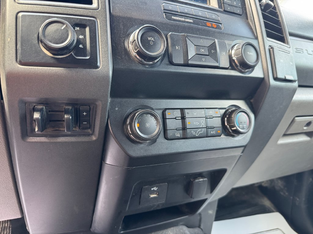 Used 2019 Ford F550 4x4 Crew Cab Super Duty image 30