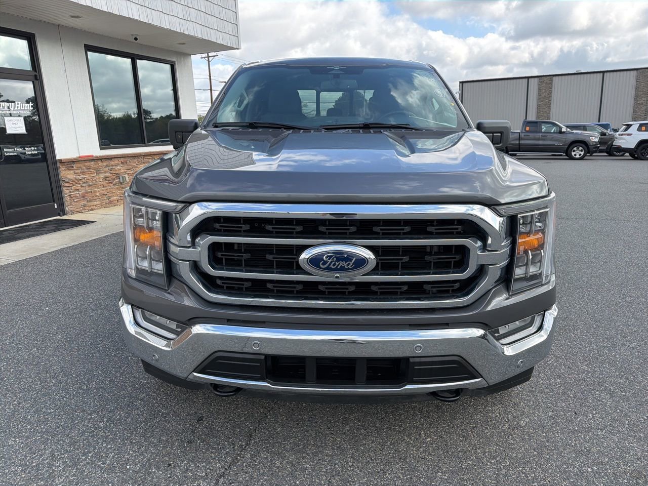 Used 2023 Ford F150 XLT w/ Equipment Group 302A High image 10