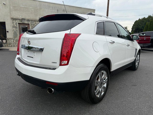 Used 2016 Cadillac SRX Luxury w/ Driver Awareness Package FWD image 6