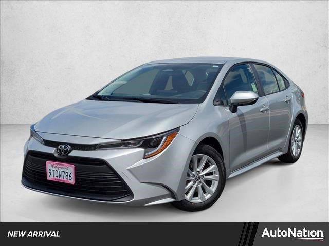 Used 2025 Toyota Corolla LE w/ LE Premium Package FWD image 1