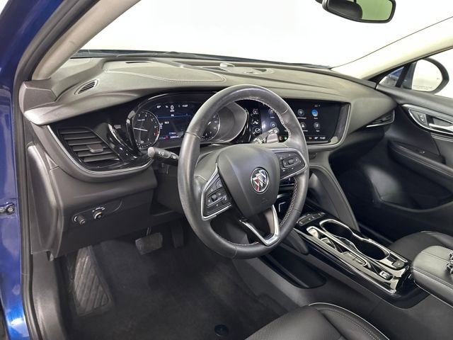Used 2023 Buick Envision Essence image 13