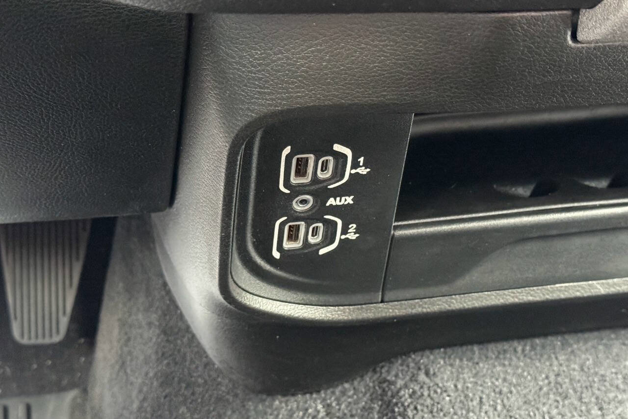 Used 2024 RAM 3500 Tradesman w/ Bed Utility Group AWD/4WD image 33