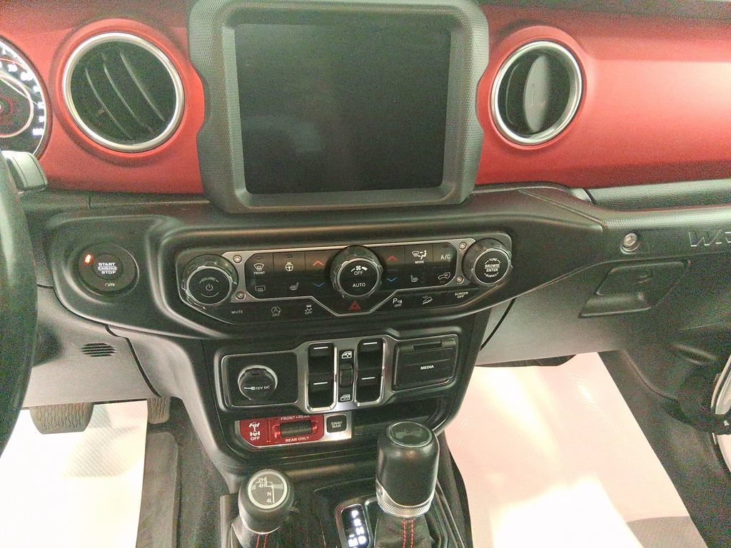 Used 2020 Jeep Wrangler Unlimited Rubicon AWD/4WD image 39