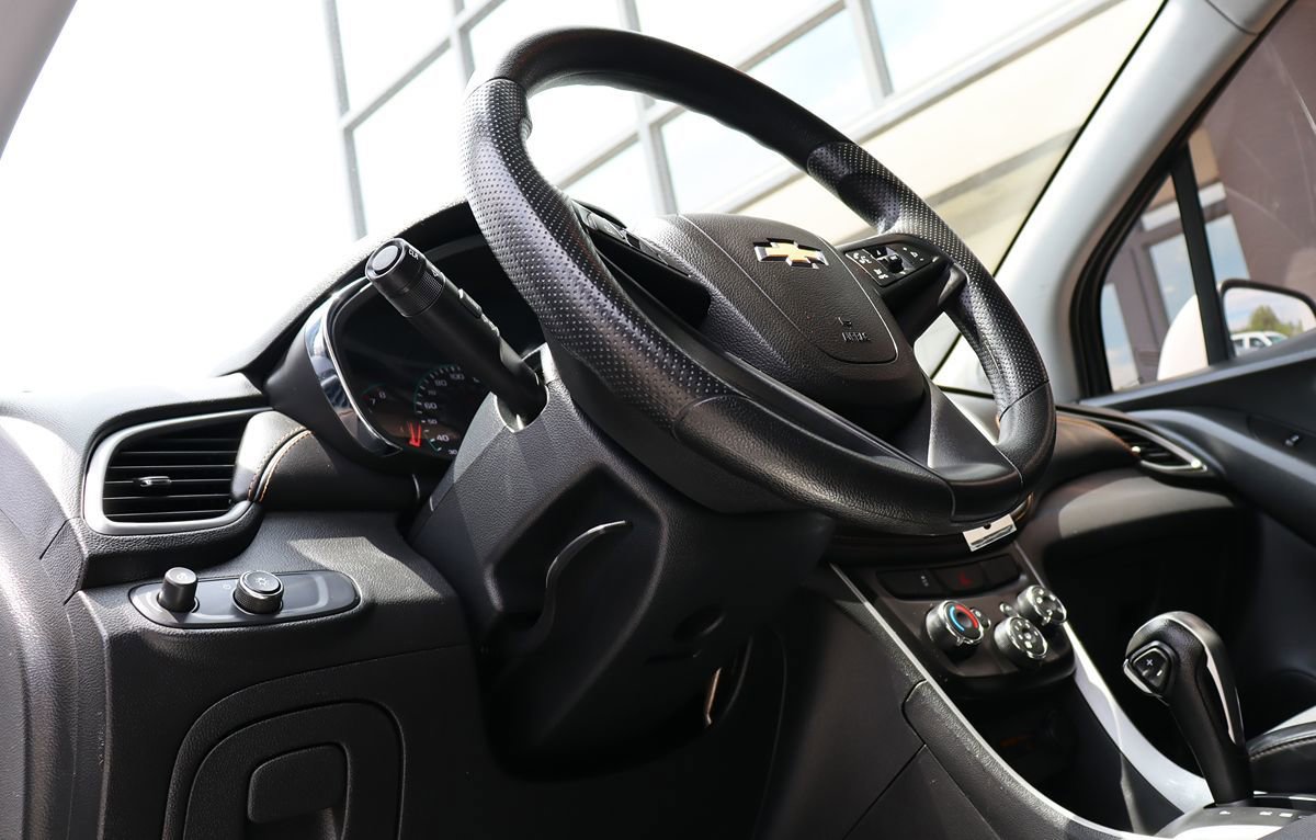 Used 2021 Chevrolet Trax LT AWD/4WD image 40