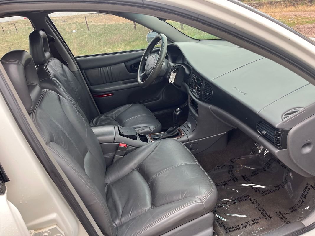 Used 2003 Buick Regal LS w/ LS Luxury Plus Package image 18