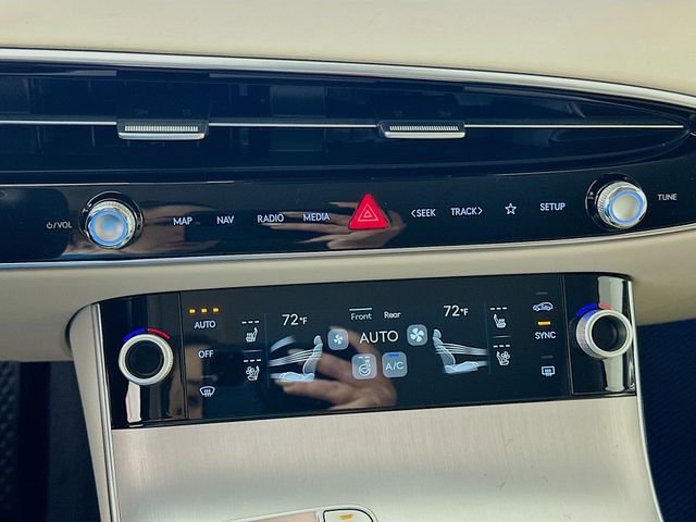 New 2026 Genesis GV70 2.5T Advanced image 14