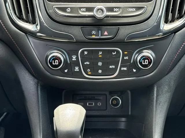 Used 2022 Chevrolet Equinox RS w/ Infotainment Package AWD/4WD image 19