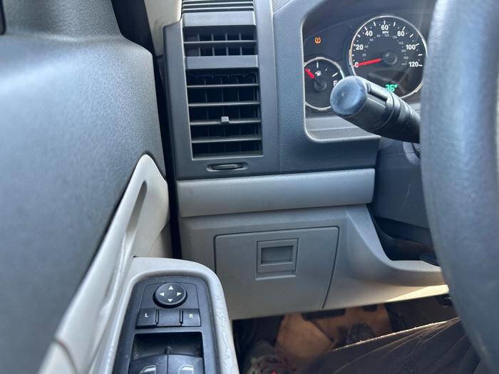 Used 2008 Jeep Liberty Sport w/ Popular Equipment Group AWD/4WD image 34