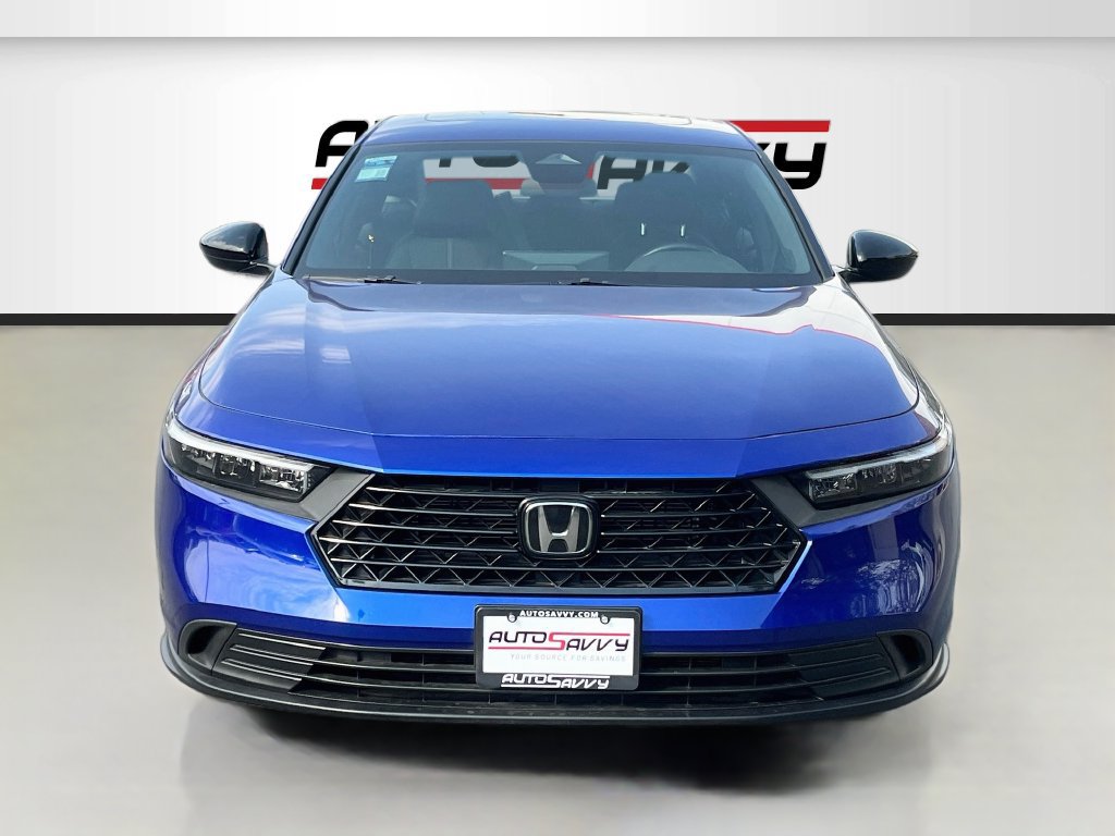 Used 2025 Honda Accord Sport image 2