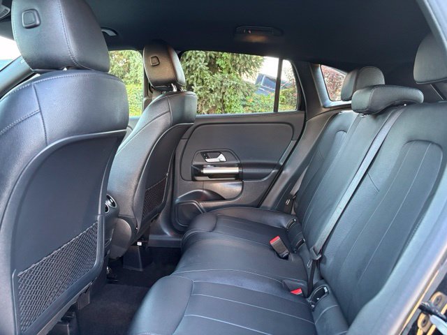 Used 2025 Mercedes-Benz GLA 250 image 12