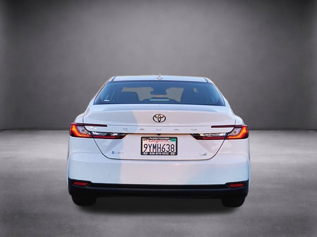 Used 2026 Toyota Camry Hybrid FWD image 6