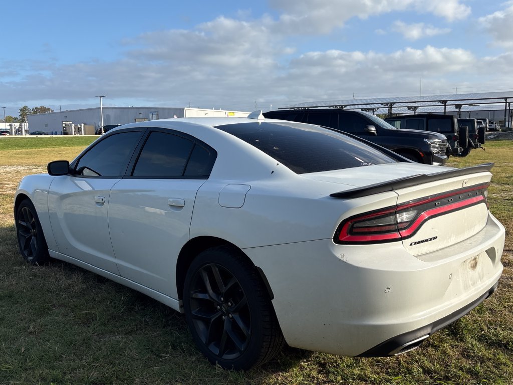 Used 2022 Dodge Charger SXT w/ Plus Group RWD image 14