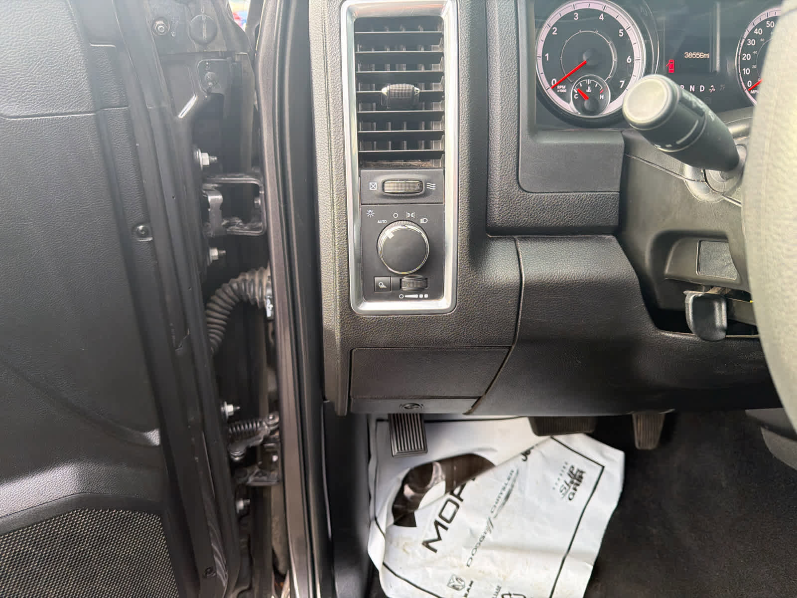 Used 2024 RAM 1500 Classic Warlock image 17