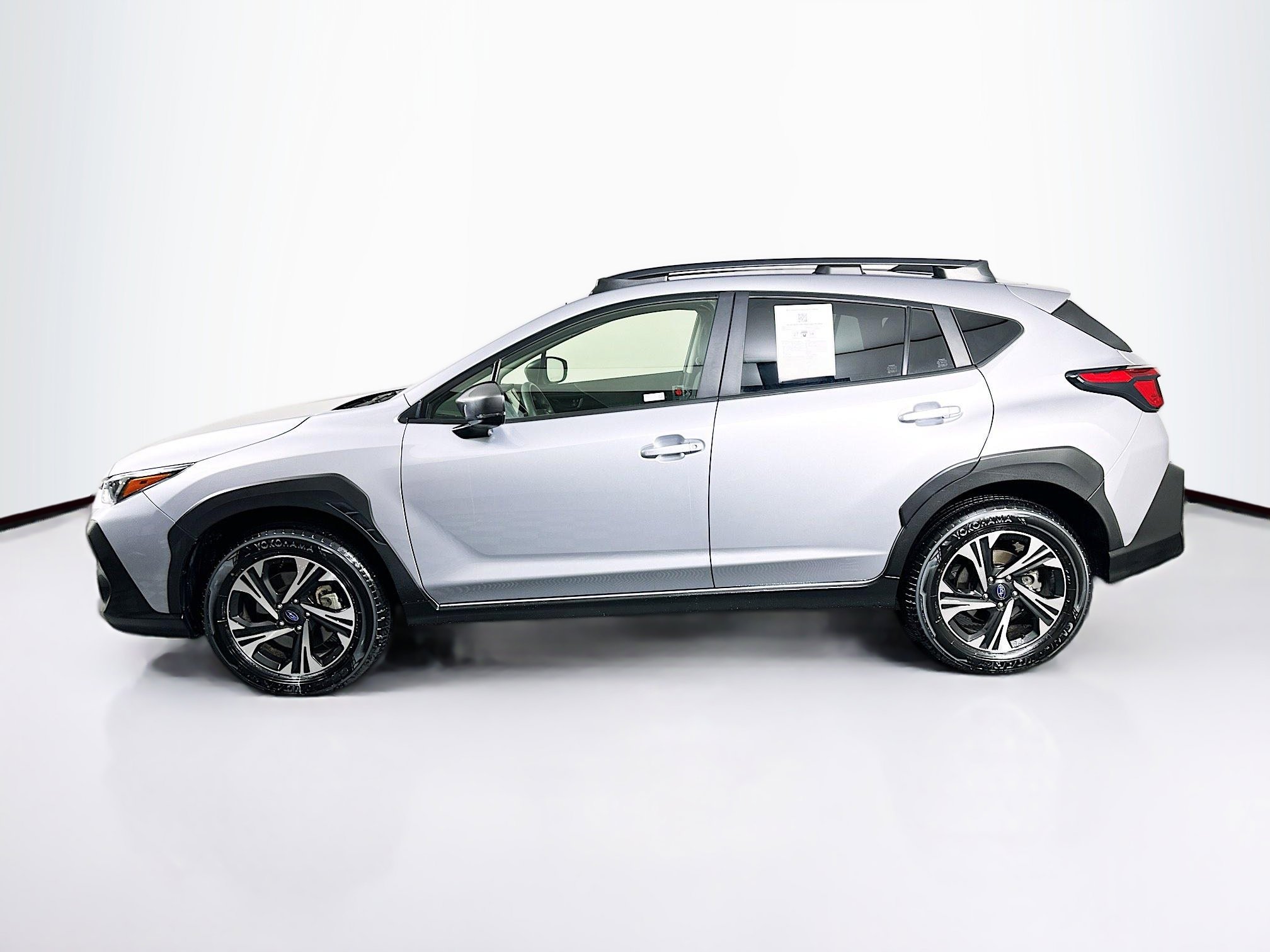Used 2024 Subaru Crosstrek 2.0i Premium image 4