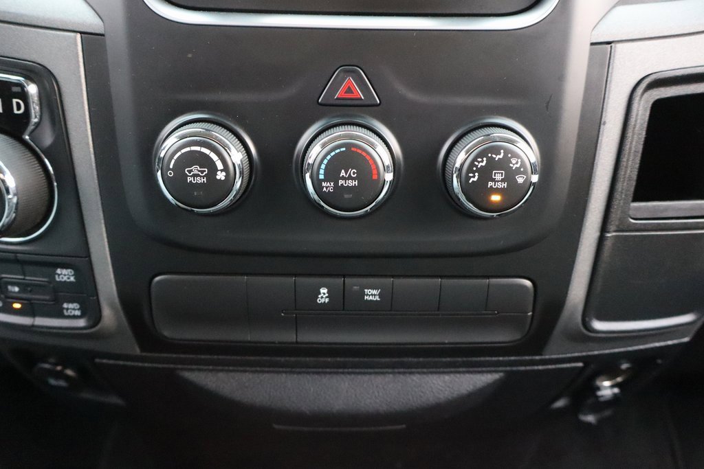 Used 2017 RAM 1500 Express image 10