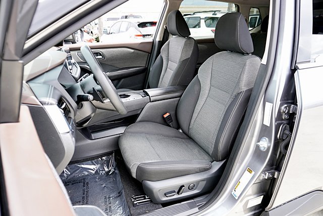 Used 2021 Nissan Rogue SV FWD image 22