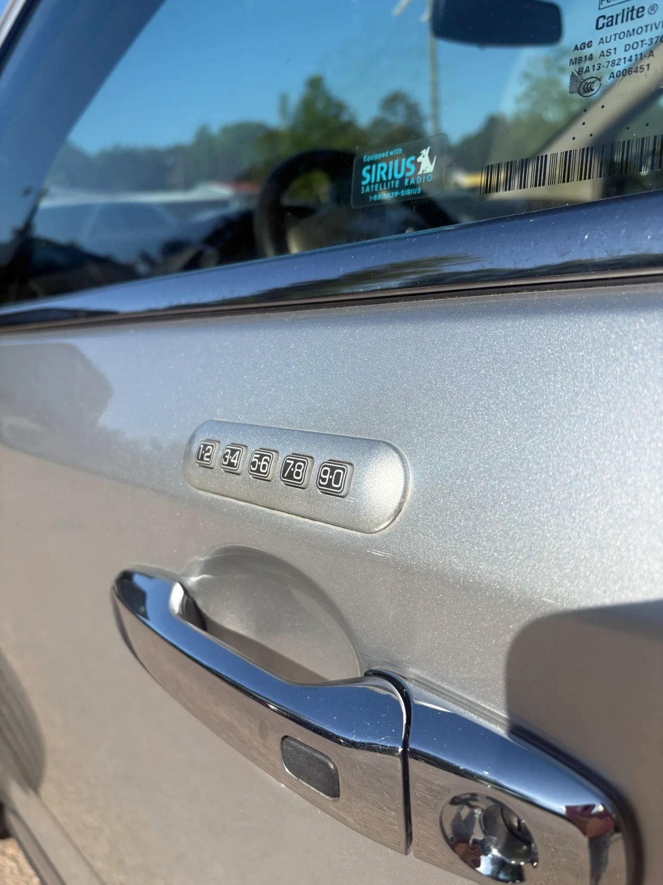 Used 2013 Lincoln MKX AWD image 11