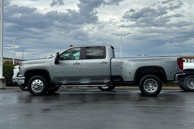 New 2026 Chevrolet Silverado 3500 LT w/ All Star Edition image 7