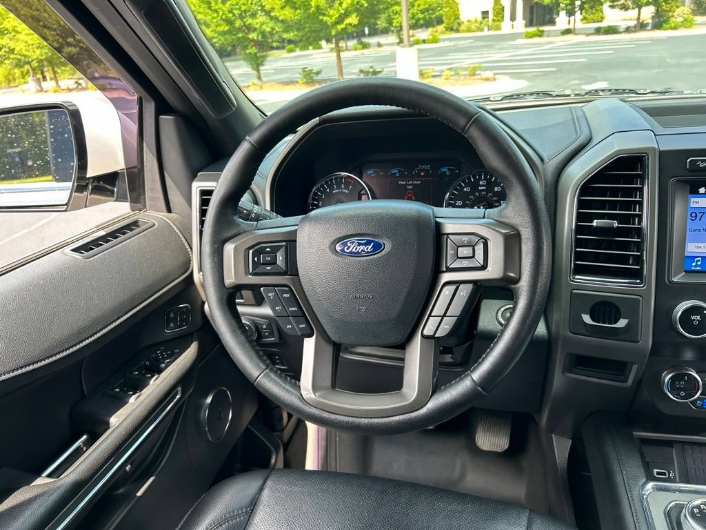 Used 2019 Ford Expedition Max XLT w/ Equipment Group 202A AWD/4WD image 22