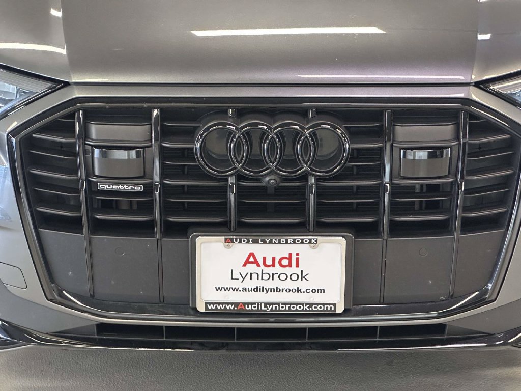 Used 2024 Audi Q7 3.0T Prestige AWD/4WD image 12