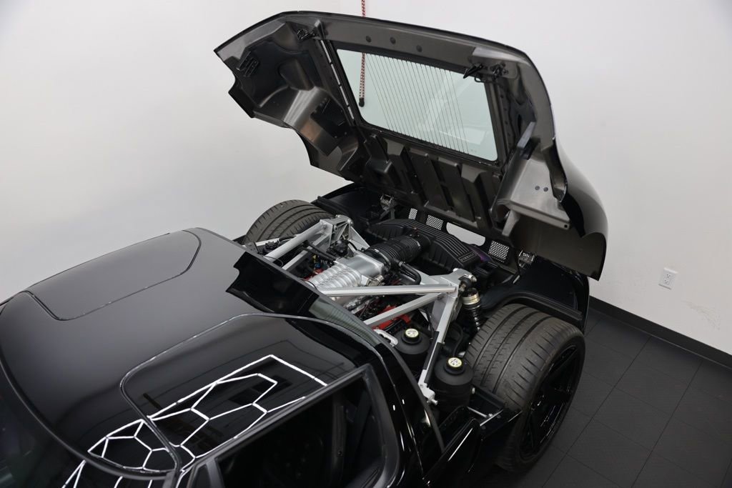 Used 2006 Ford GT image 18