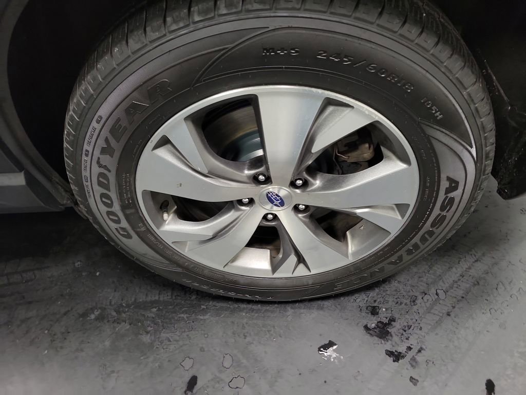 Used 2022 Subaru Ascent Premium w/ Convenience Package image 10