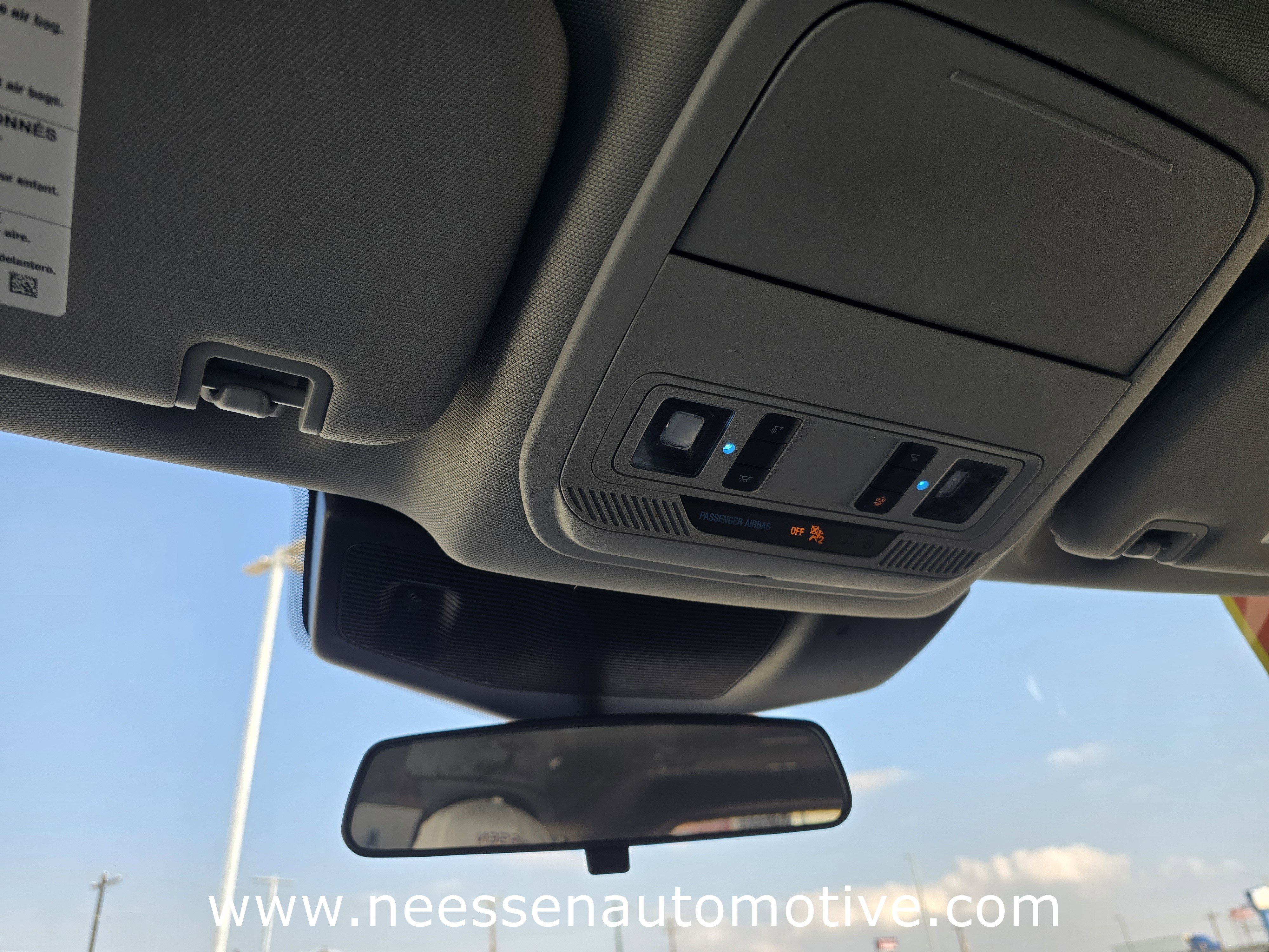 Used 2022 Ford Explorer XLT image 35