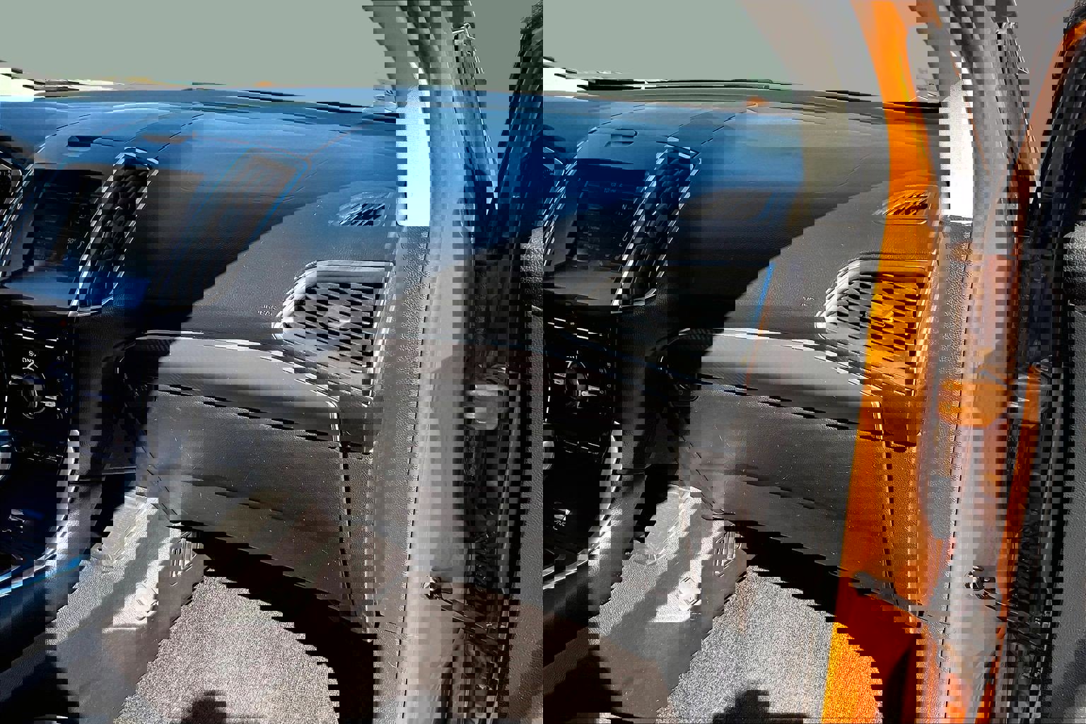 Used 2015 Ford Edge Sport image 14