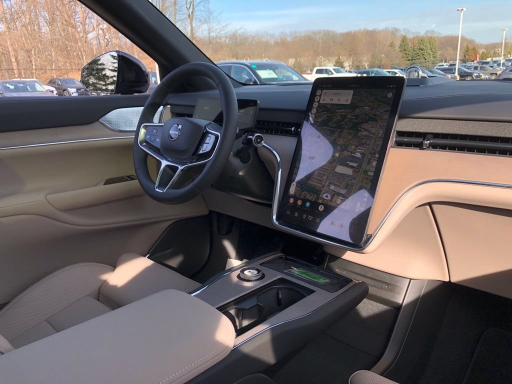 New 2026 Volvo EX90 Ultra AWD/4WD image 10
