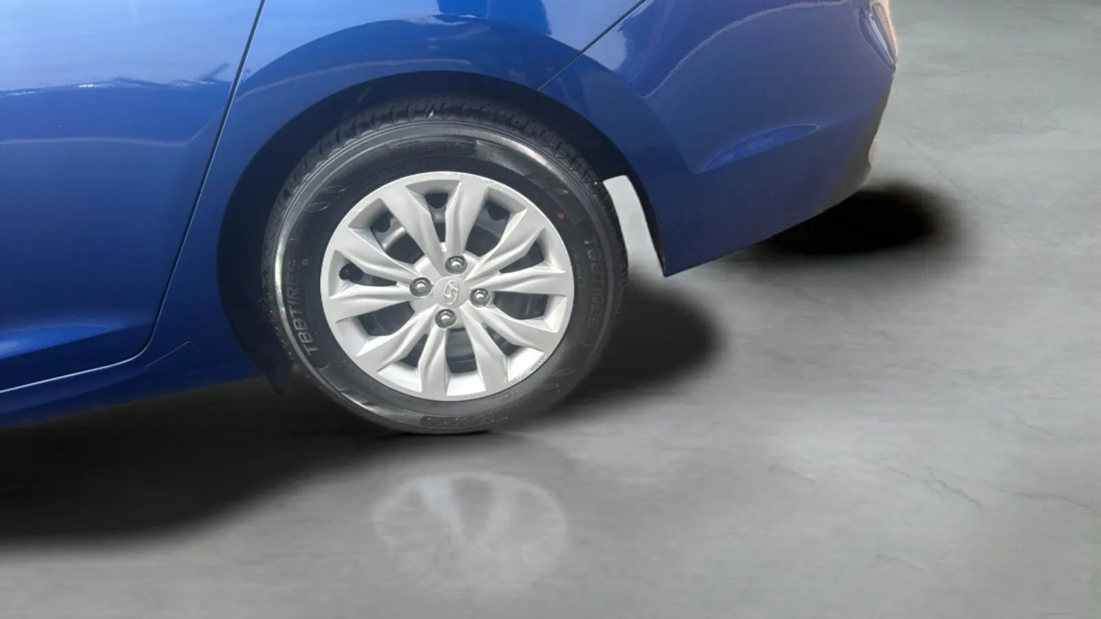 Used 2021 Hyundai Accent SE FWD image 30