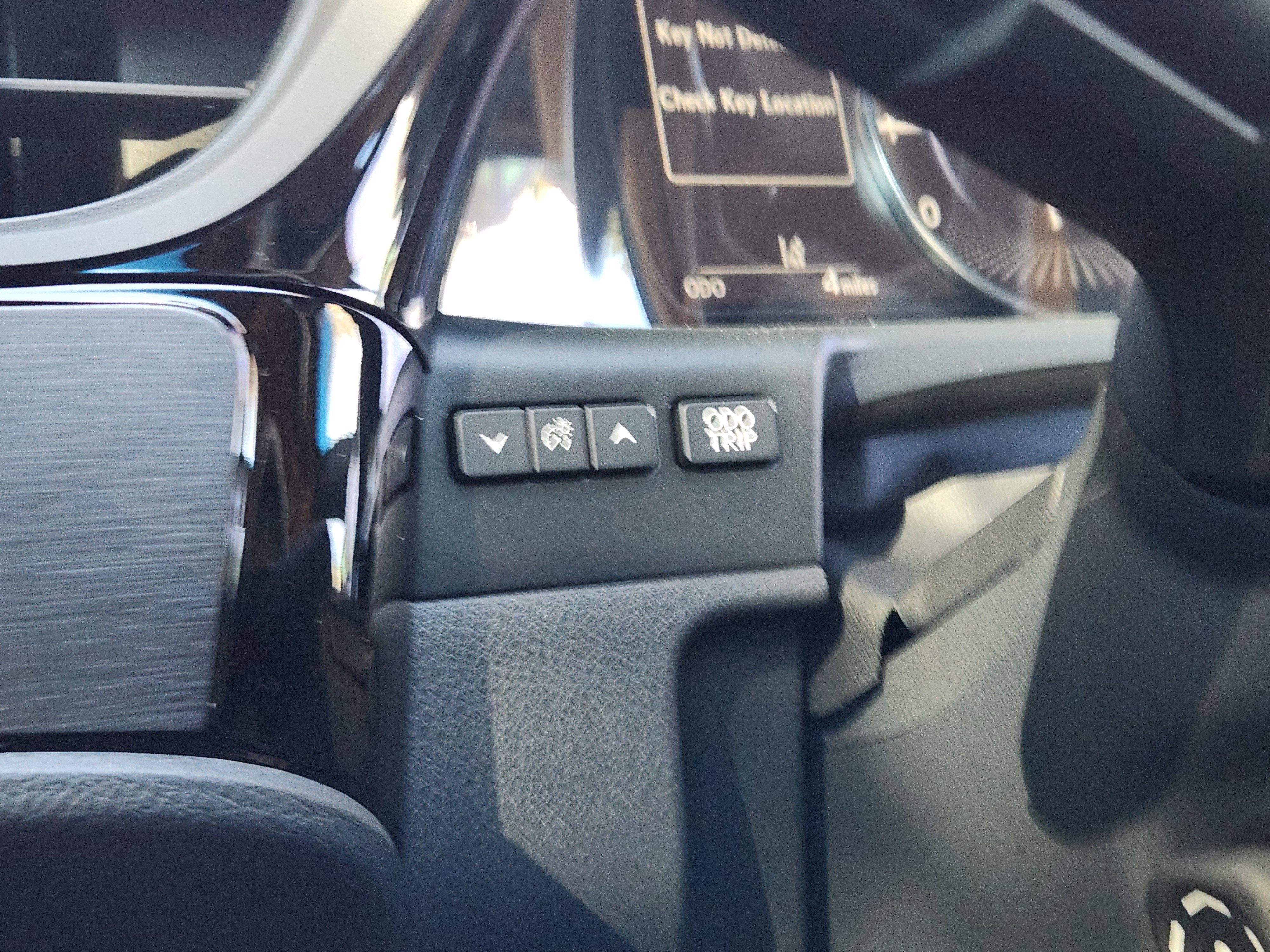 New 2025 Lexus ES 350 w/ Premium Package image 17