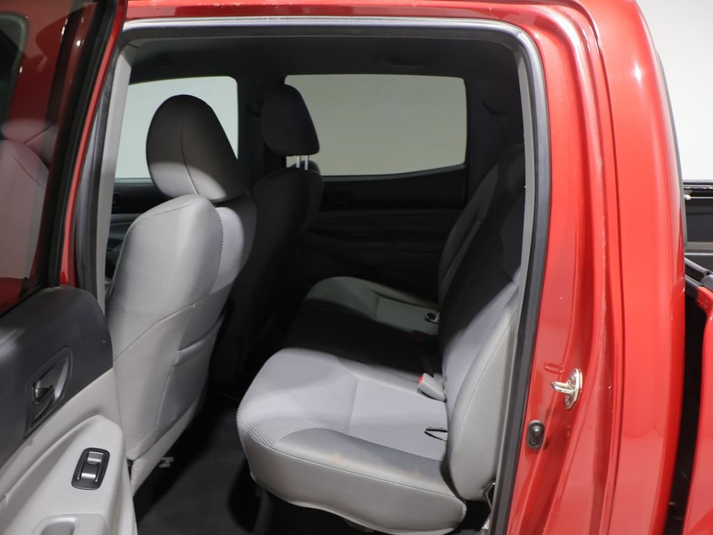 Used 2014 Toyota Tacoma PreRunner w/ TRD Sport Package RWD image 17