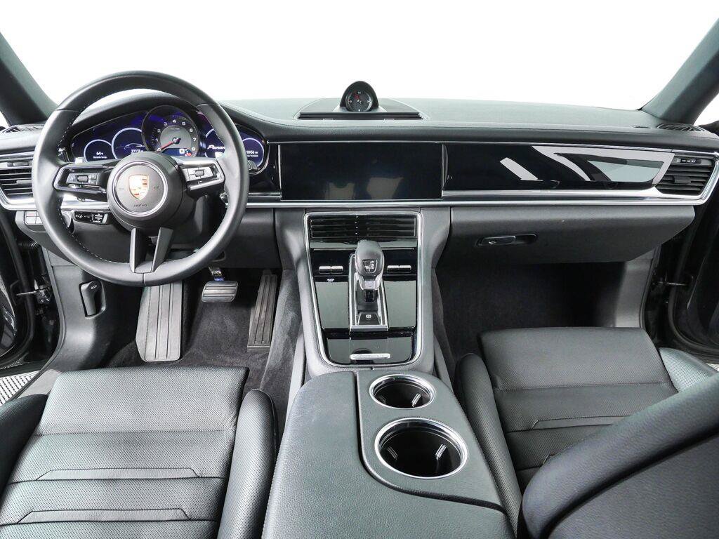 Certified 2023 Porsche Panamera image 19