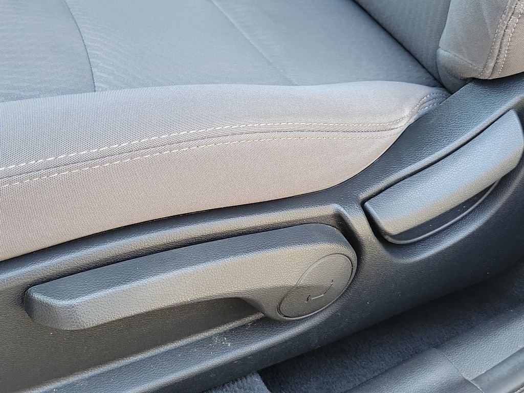 Used 2015 Hyundai Elantra SE w/ Option Group 02 FWD image 21