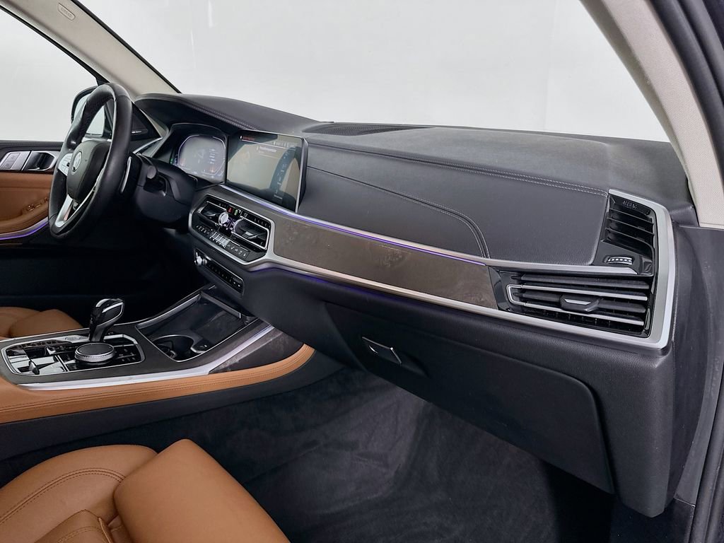 Used 2021 BMW X7 xDrive40i w/ Premium Package image 31