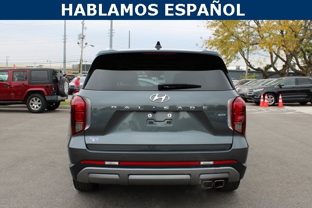 Used 2024 Hyundai Palisade Limited image 4