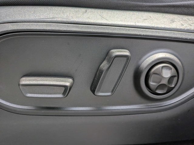 Certified 2022 Jeep Grand Cherokee Altitude RWD image 21