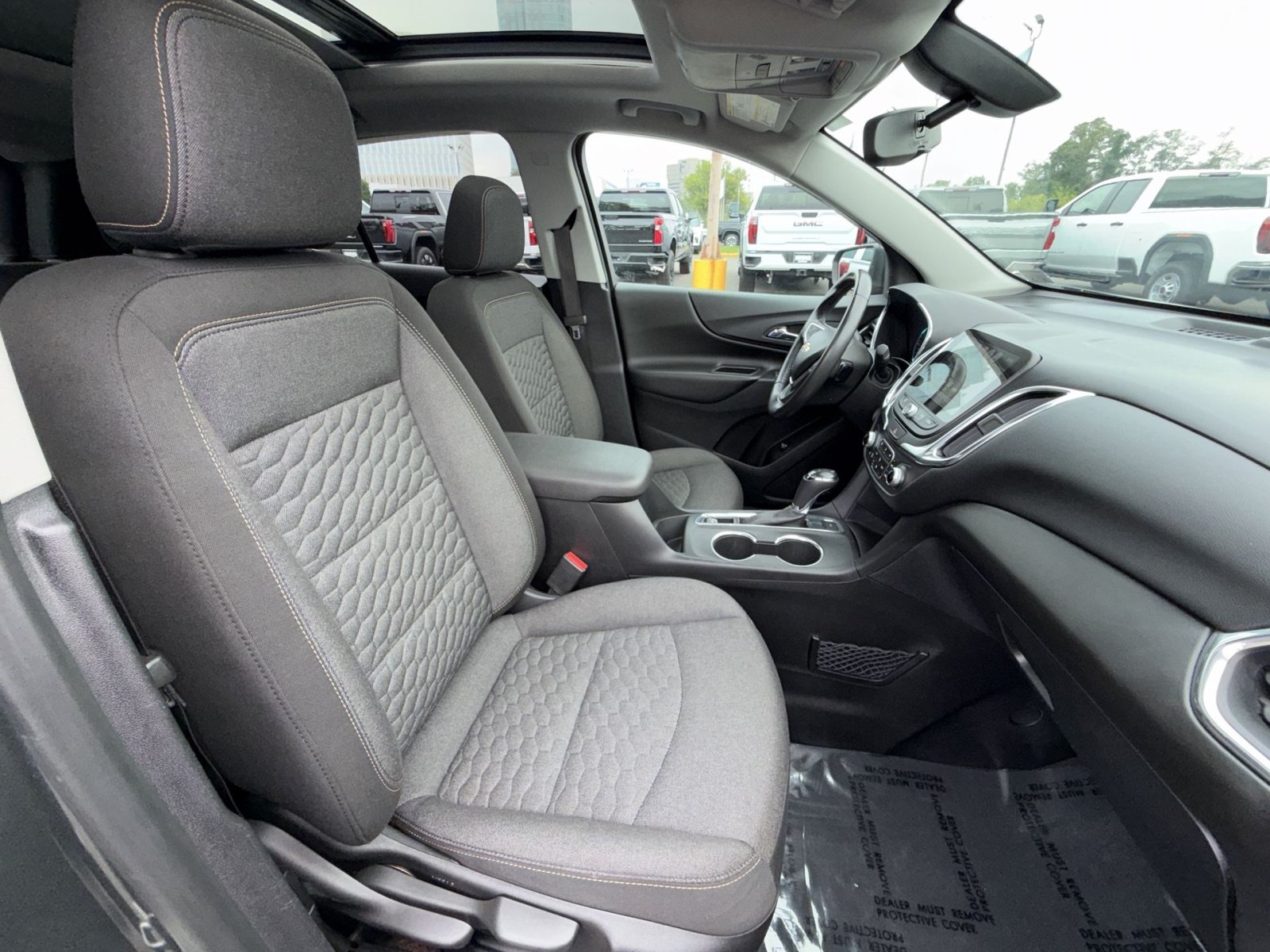 Used 2018 Chevrolet Equinox LT w/ Sun & Infotainment Package AWD/4WD image 26