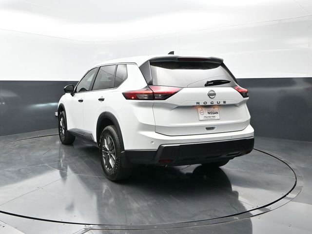 Used 2025 Nissan Rogue S FWD image 5