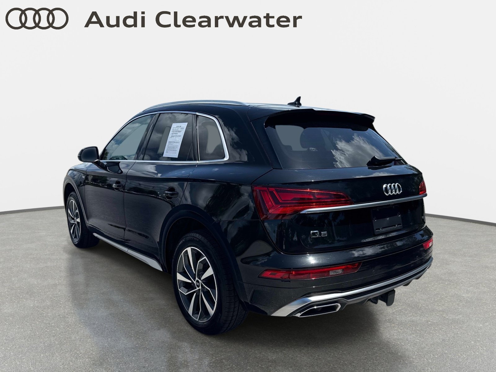 Certified 2023 Audi Q5 2.0T Premium Plus w/ Premium Plus Package AWD/4WD image 3