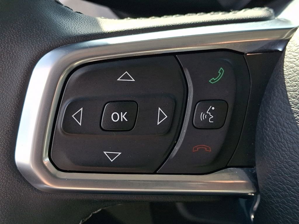 Used 2025 Jeep Wrangler Unlimited Sahara image 24