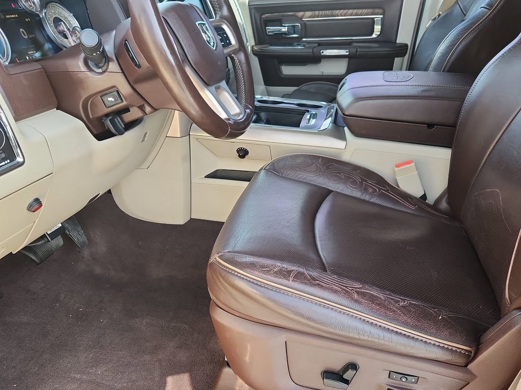 Used 2018 RAM 3500 Laramie Longhorn AWD/4WD image 7