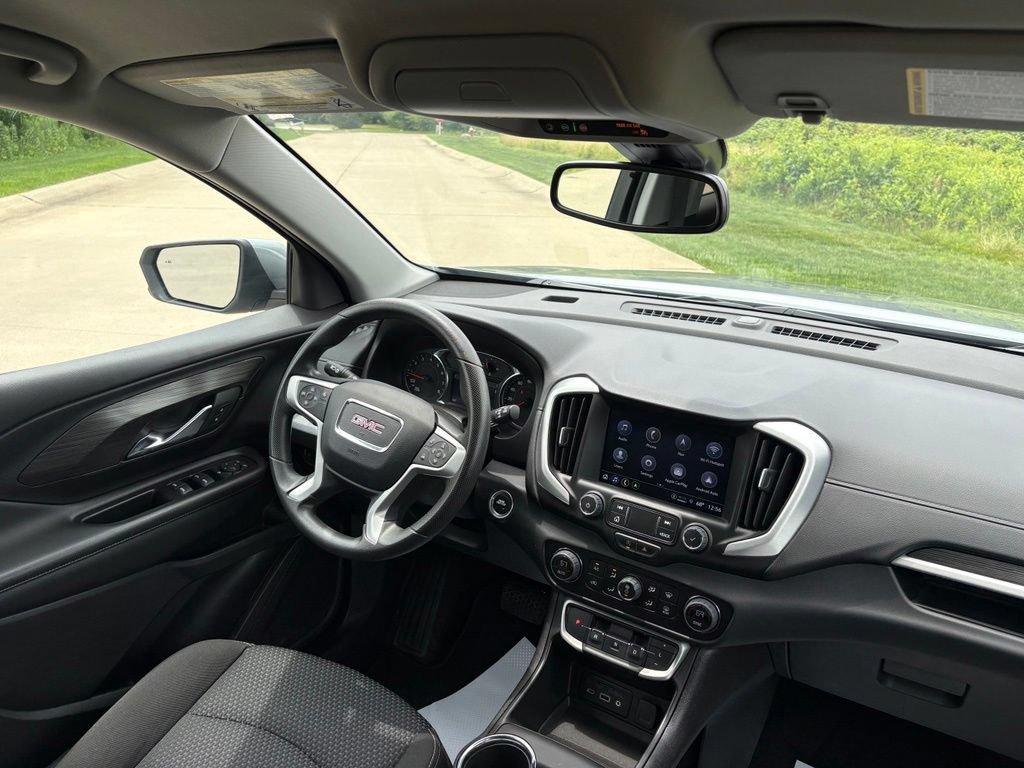 Used 2023 GMC Terrain SLE w/ Driver Convenience Package FWD image 30