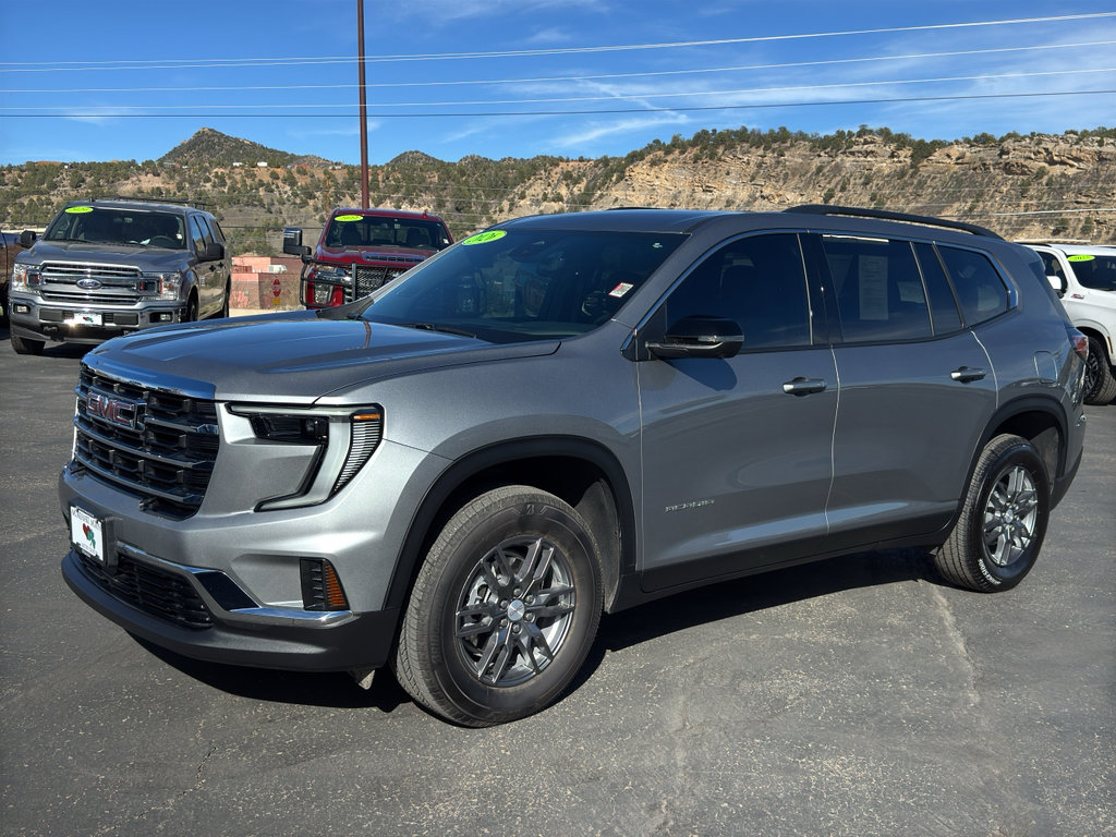 Used 2026 GMC Acadia Elevation image 3