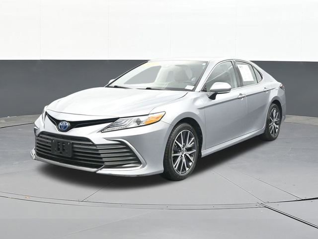Used 2024 Toyota Camry XLE FWD image 4