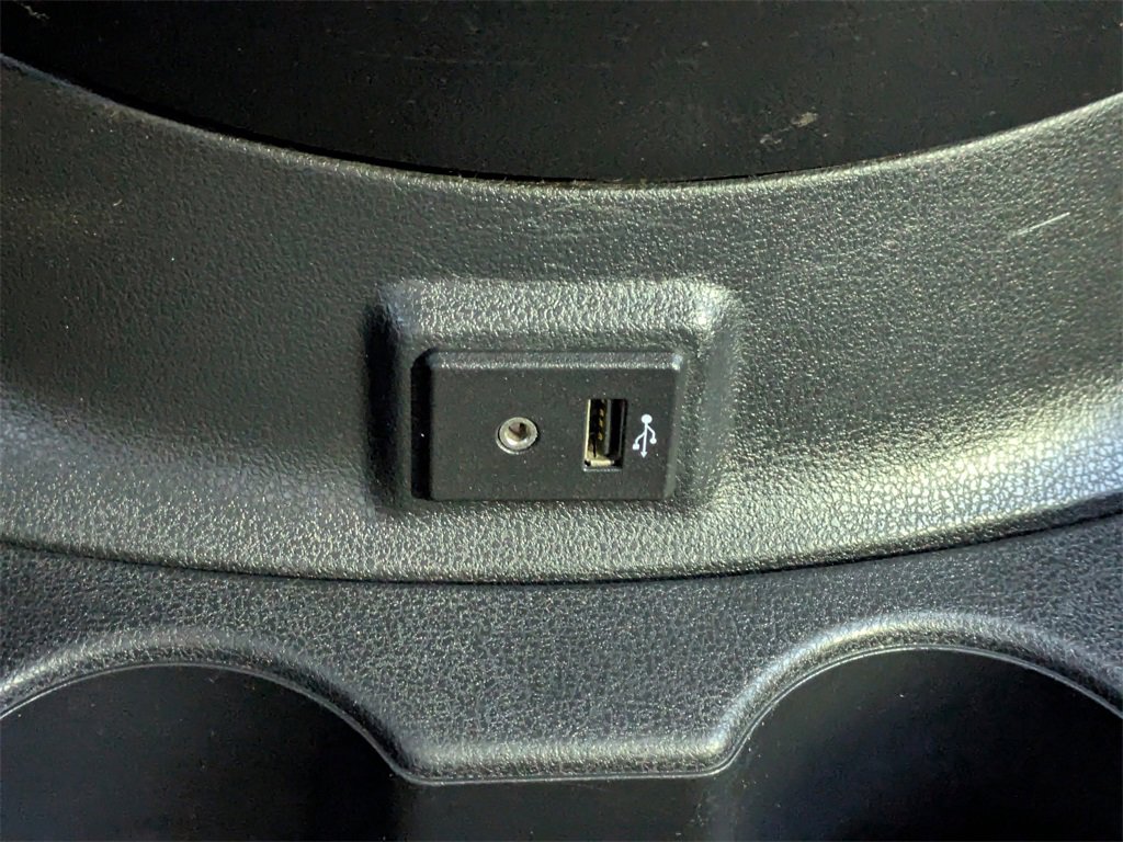 Used 2017 Nissan Versa Note SV w/ SV Appearance Package image 23