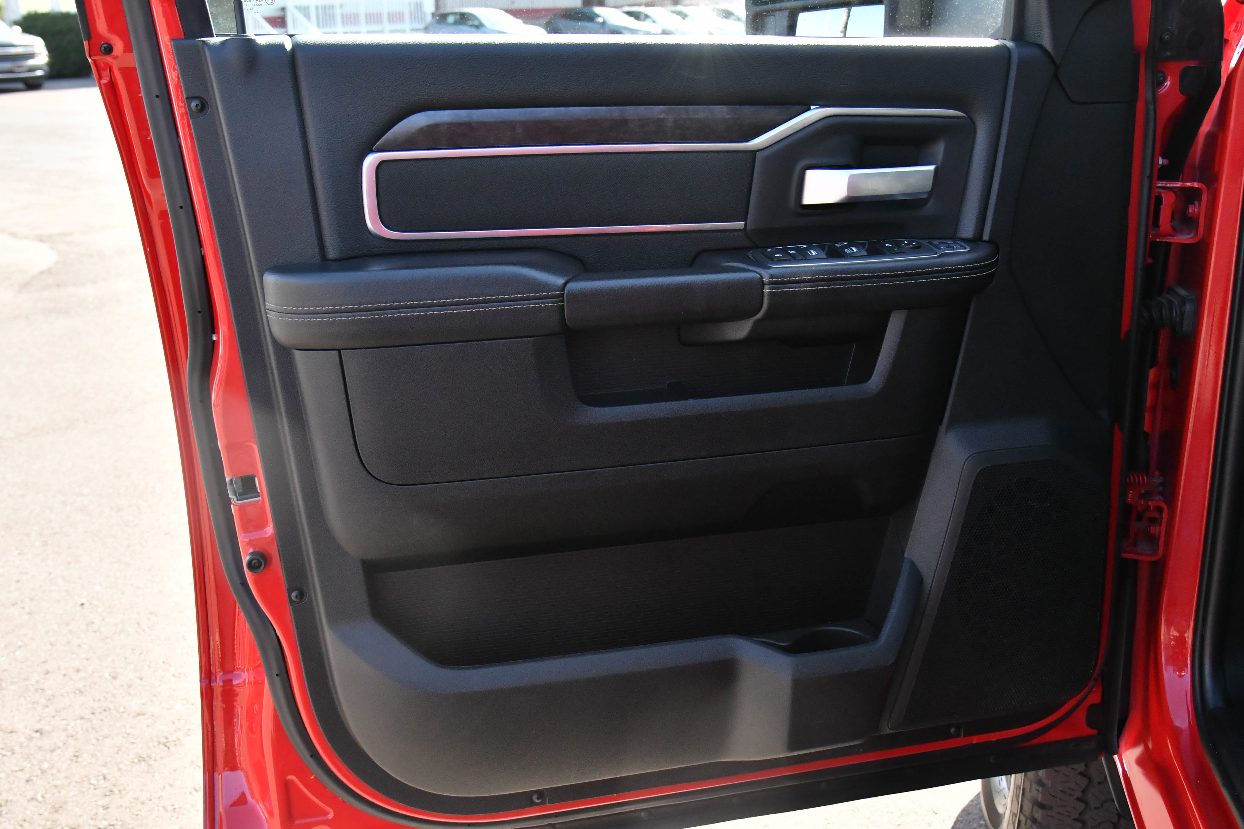 Used 2024 RAM 2500 Big Horn w/ Night Edition AWD/4WD image 16