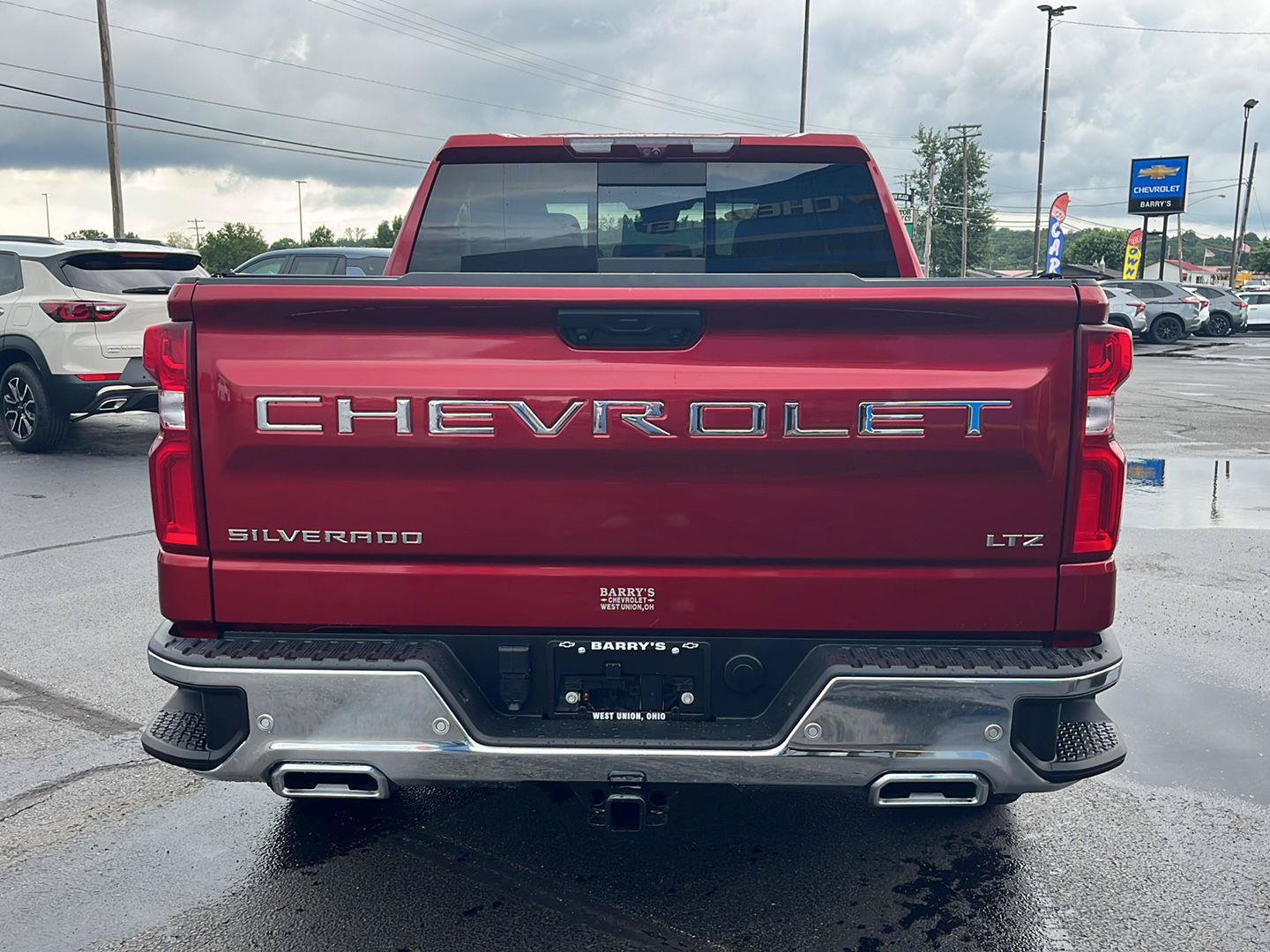 Used 2022 Chevrolet Silverado 1500 LTZ w/ LTZ Premium Package AWD/4WD image 6